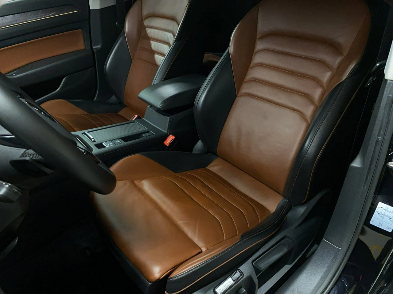 Volkswagen Arteon - Zdjęcie 28