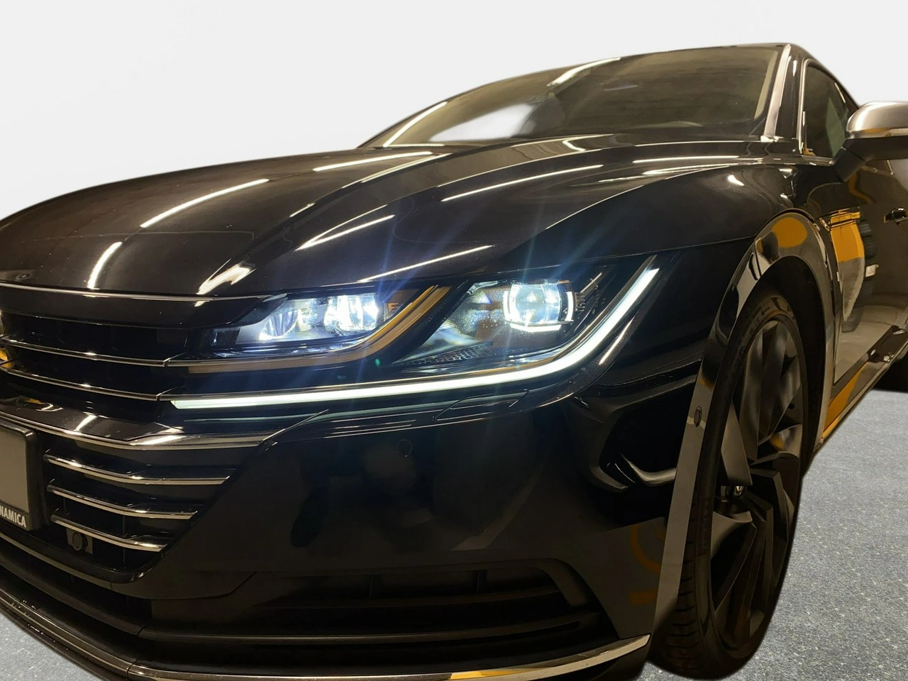 Volkswagen Arteon - Zdjęcie 8