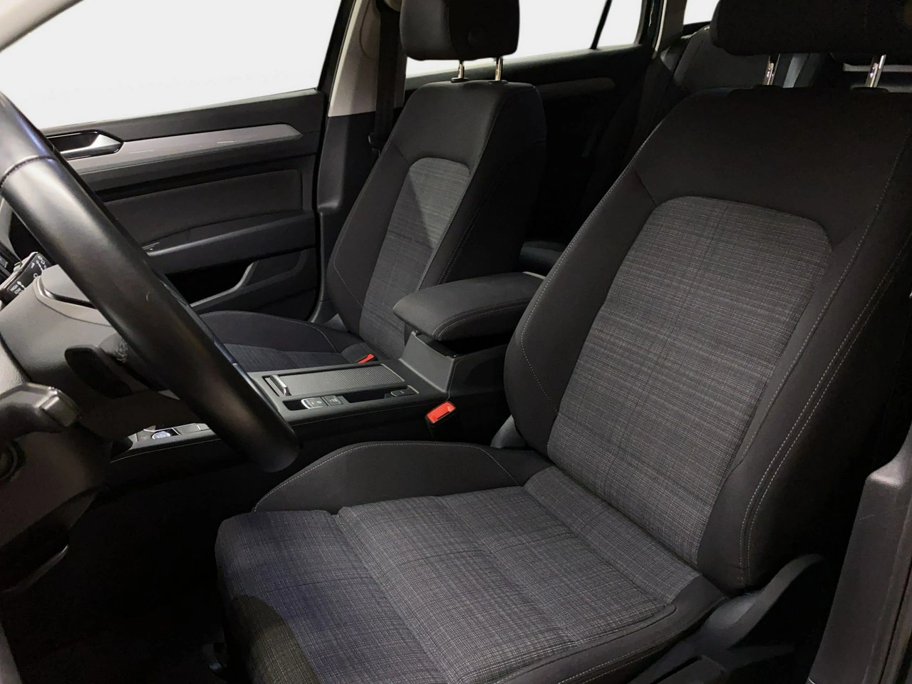 Volkswagen Passat - Zdjęcie 12