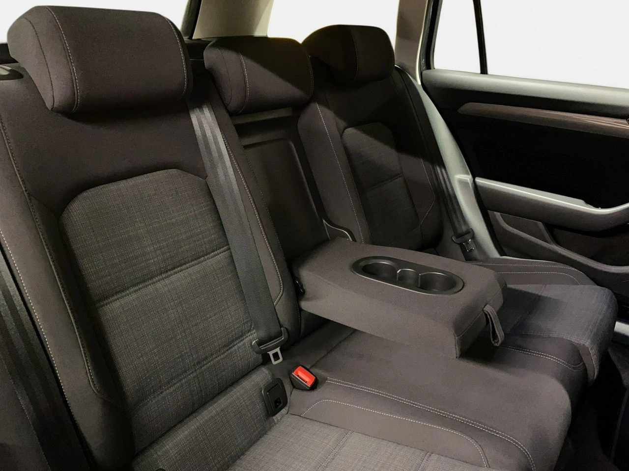 Volkswagen Passat - Zdjęcie 15