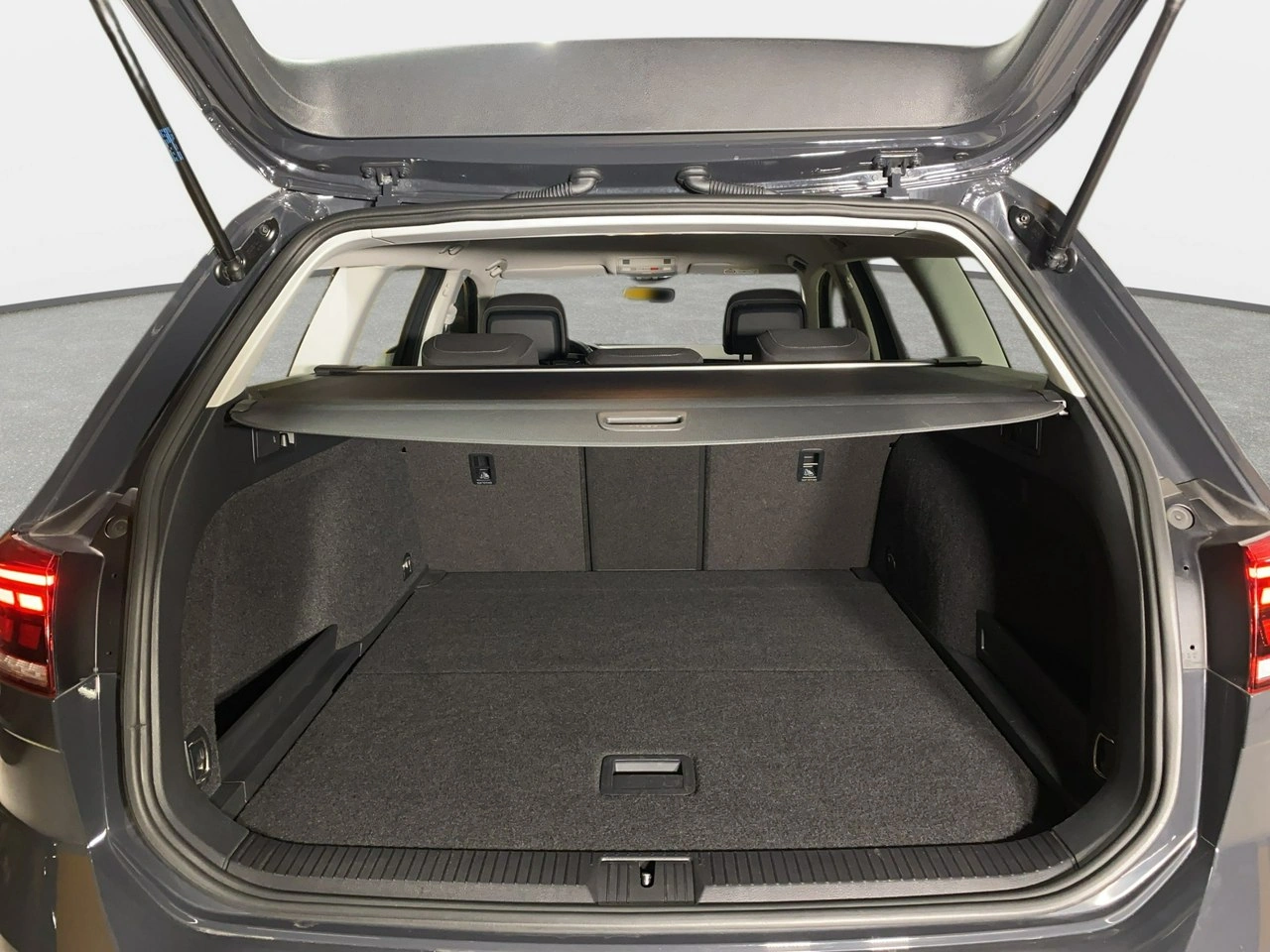 Volkswagen Passat - Zdjęcie 17