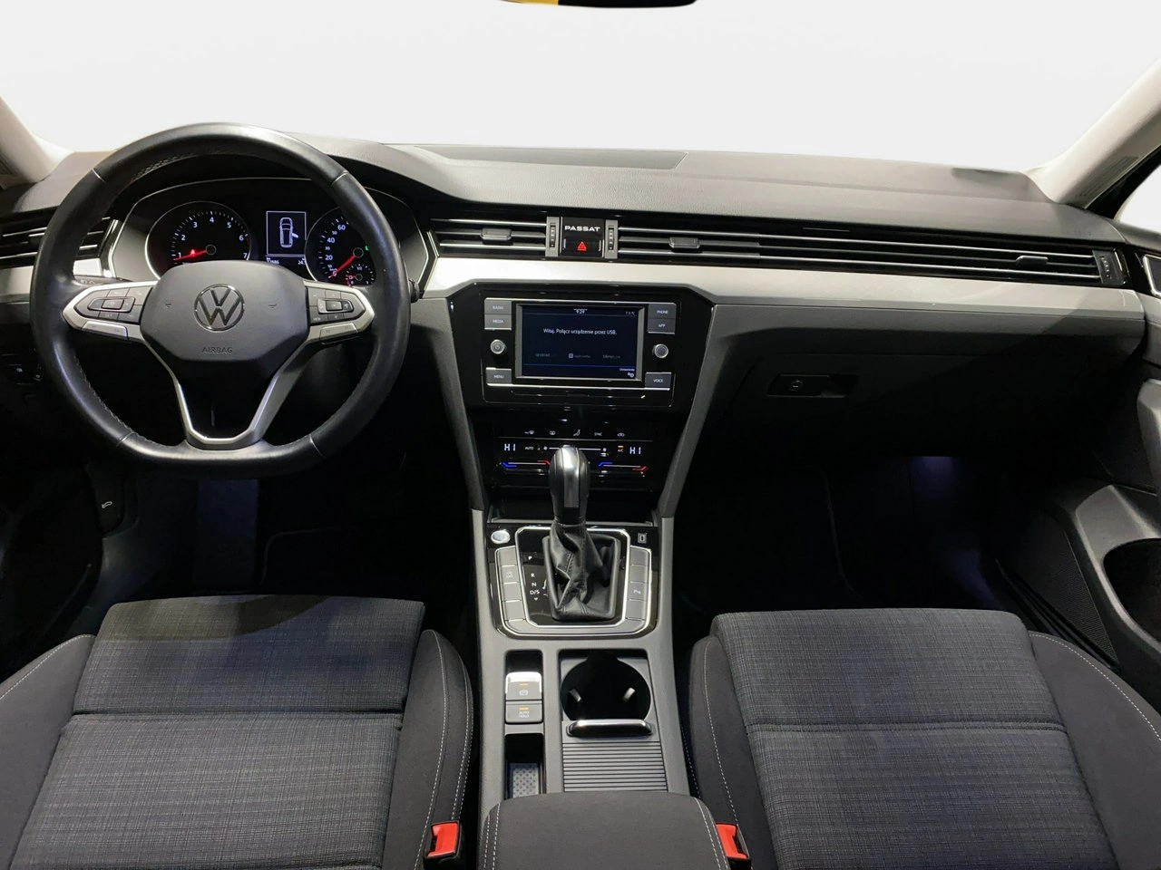 Volkswagen Passat - Zdjęcie 18