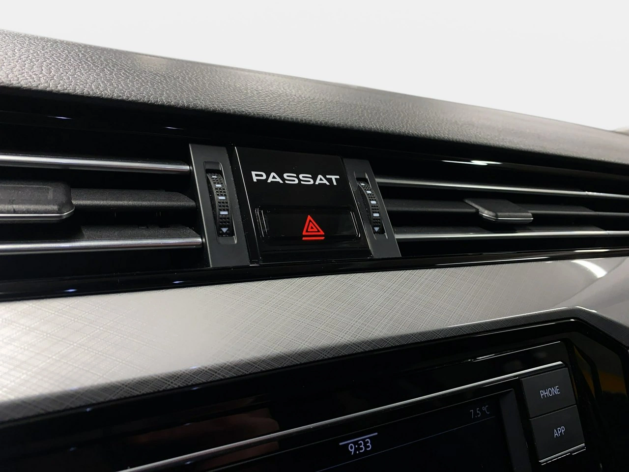 Volkswagen Passat - Zdjęcie 32