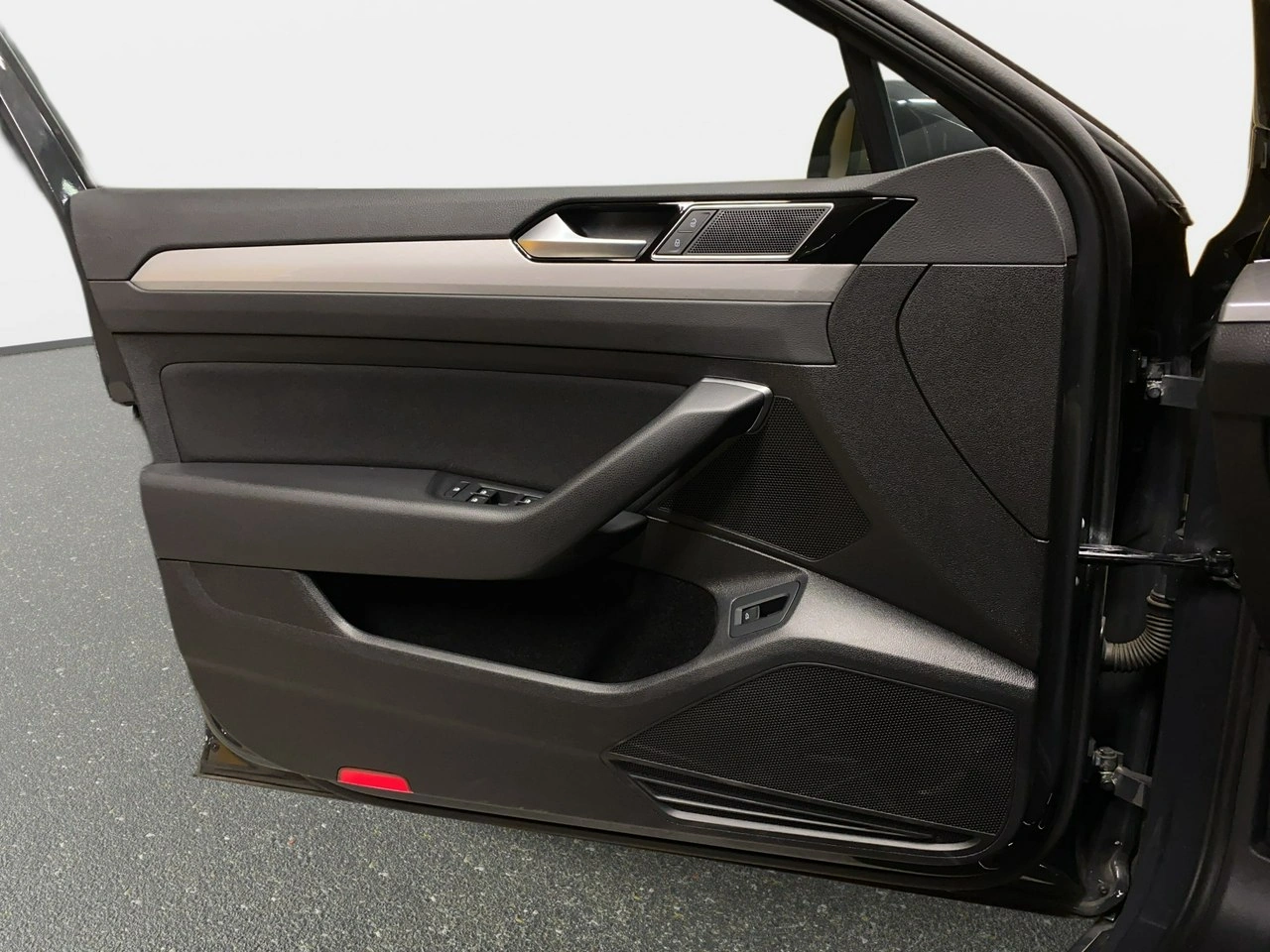 Volkswagen Passat - Zdjęcie 34