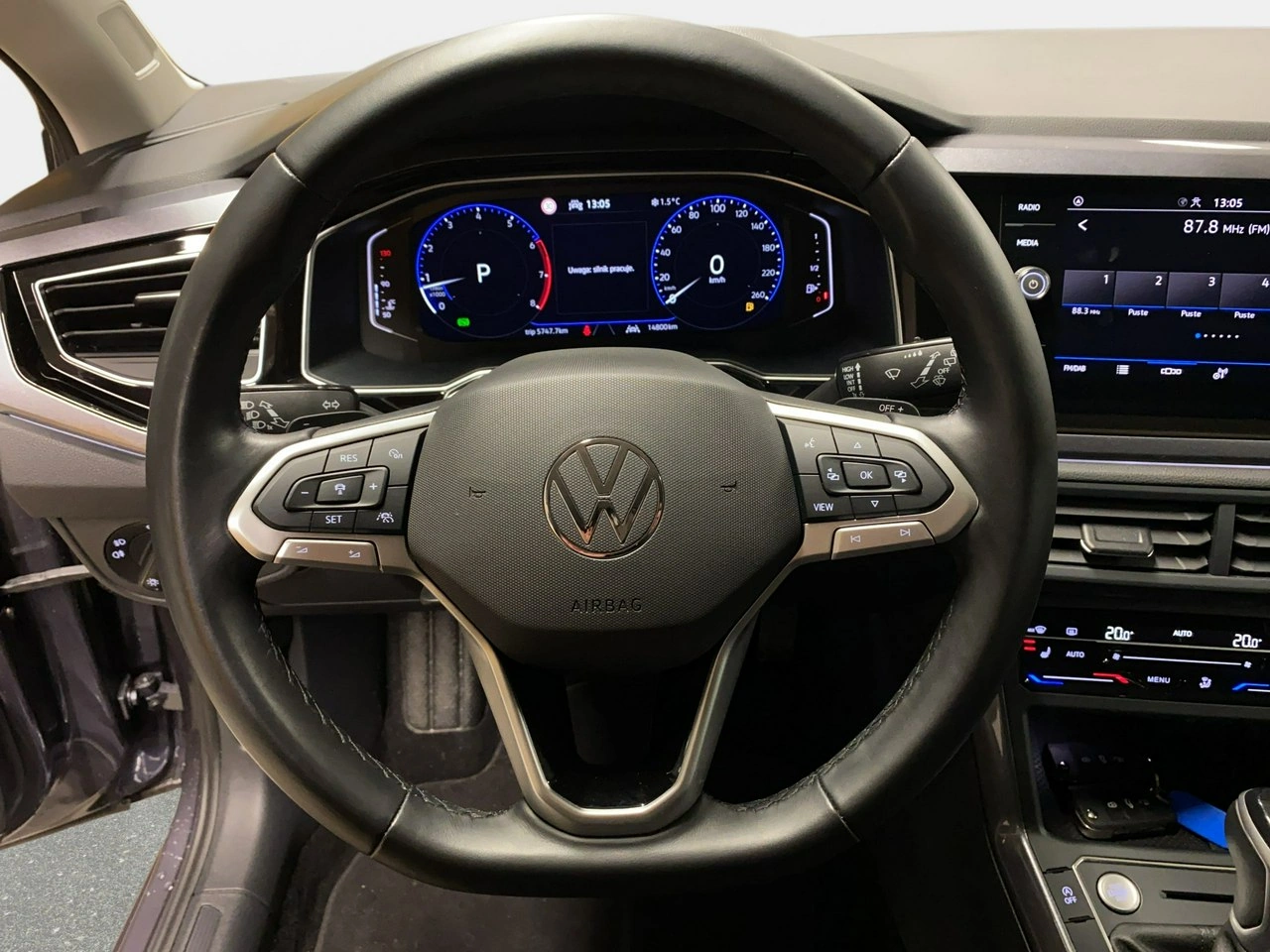 Volkswagen Taigo - Zdjęcie 18