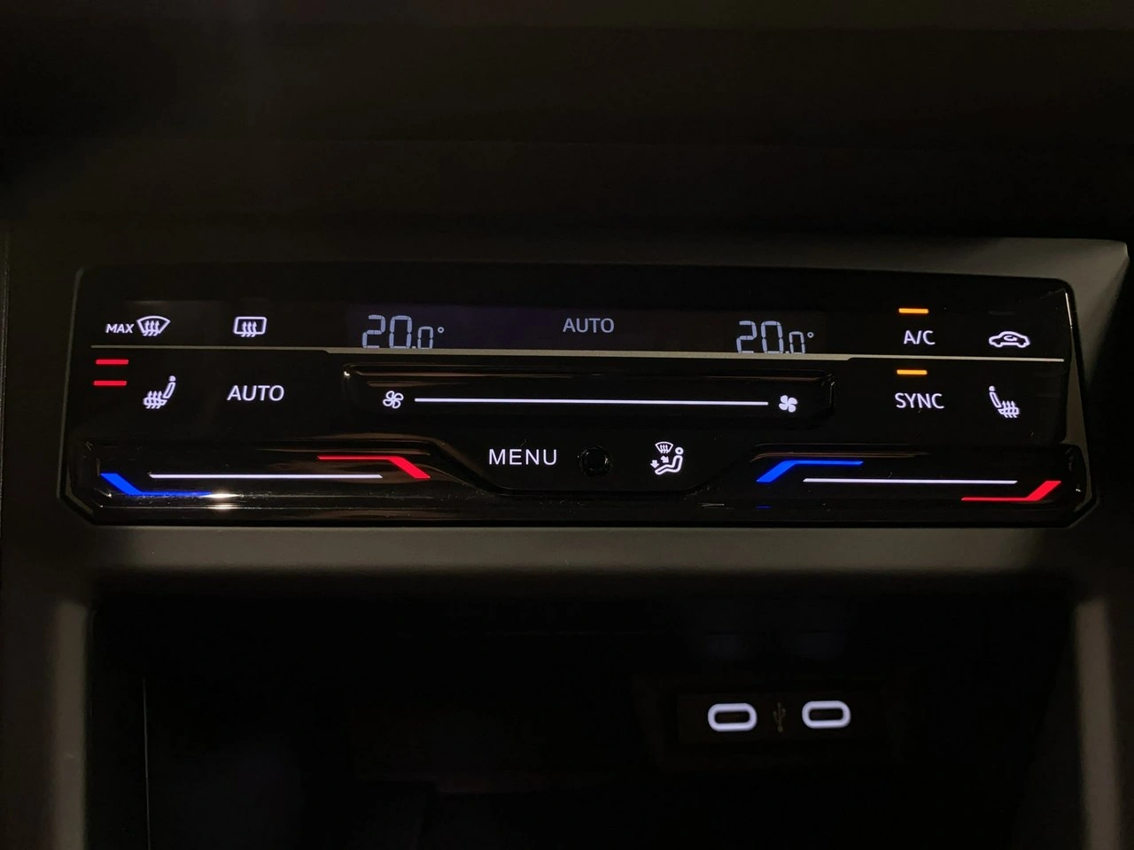 Volkswagen Taigo - Zdjęcie 23