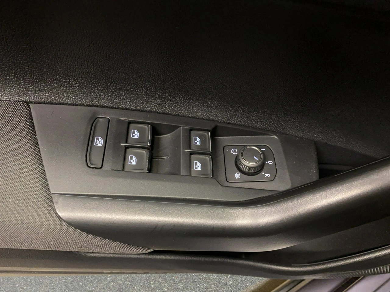 Volkswagen Taigo - Zdjęcie 28