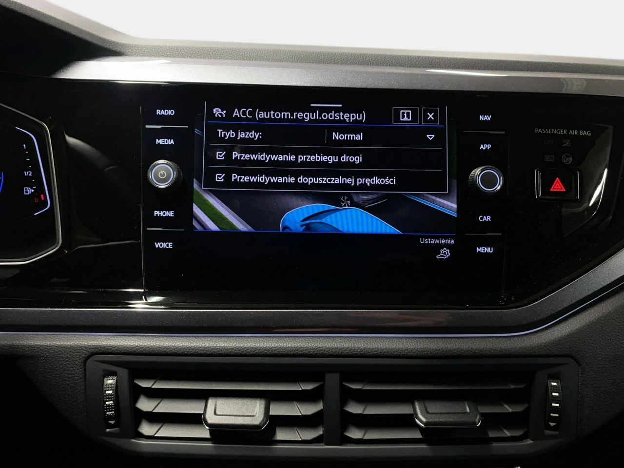 Volkswagen Taigo - Zdjęcie 34