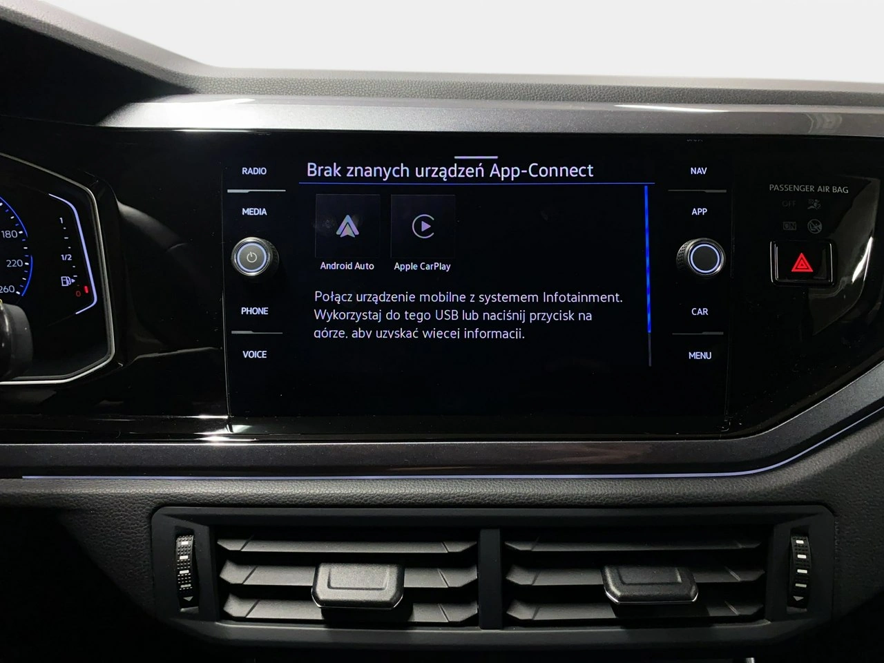 Volkswagen Taigo - Zdjęcie 37