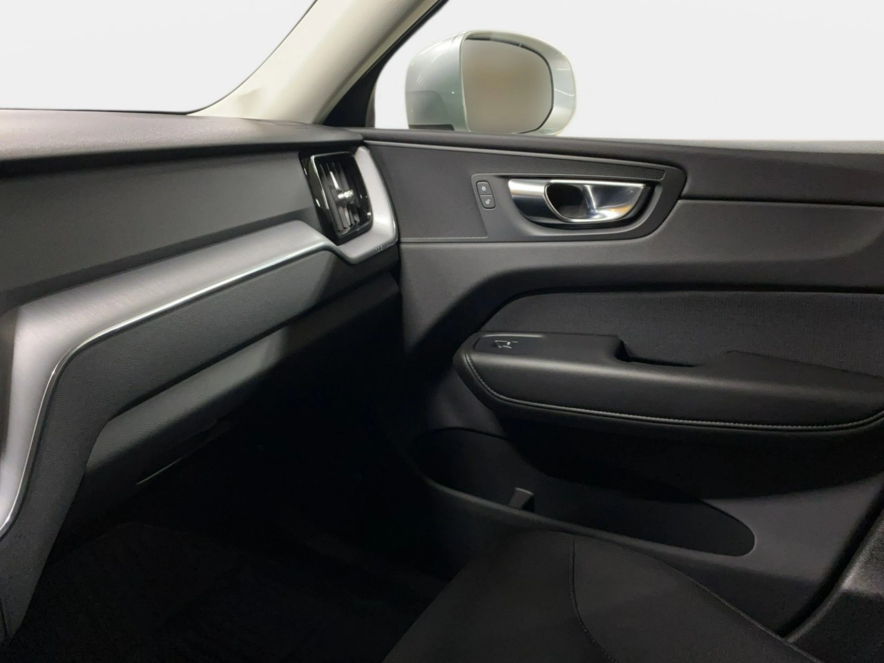 Volvo XC 60 - Zdjęcie 28