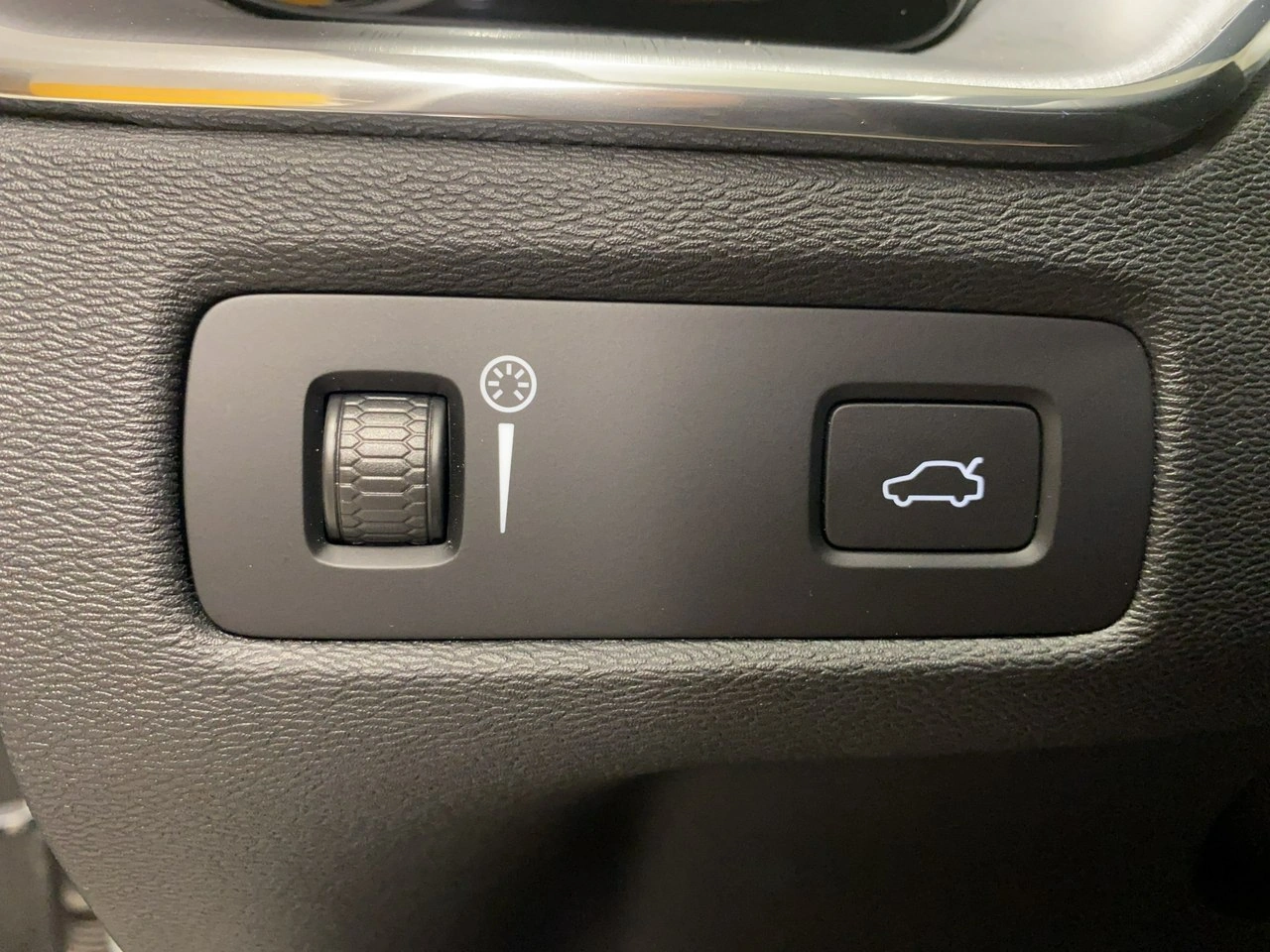 Volvo XC 60 - Zdjęcie 33