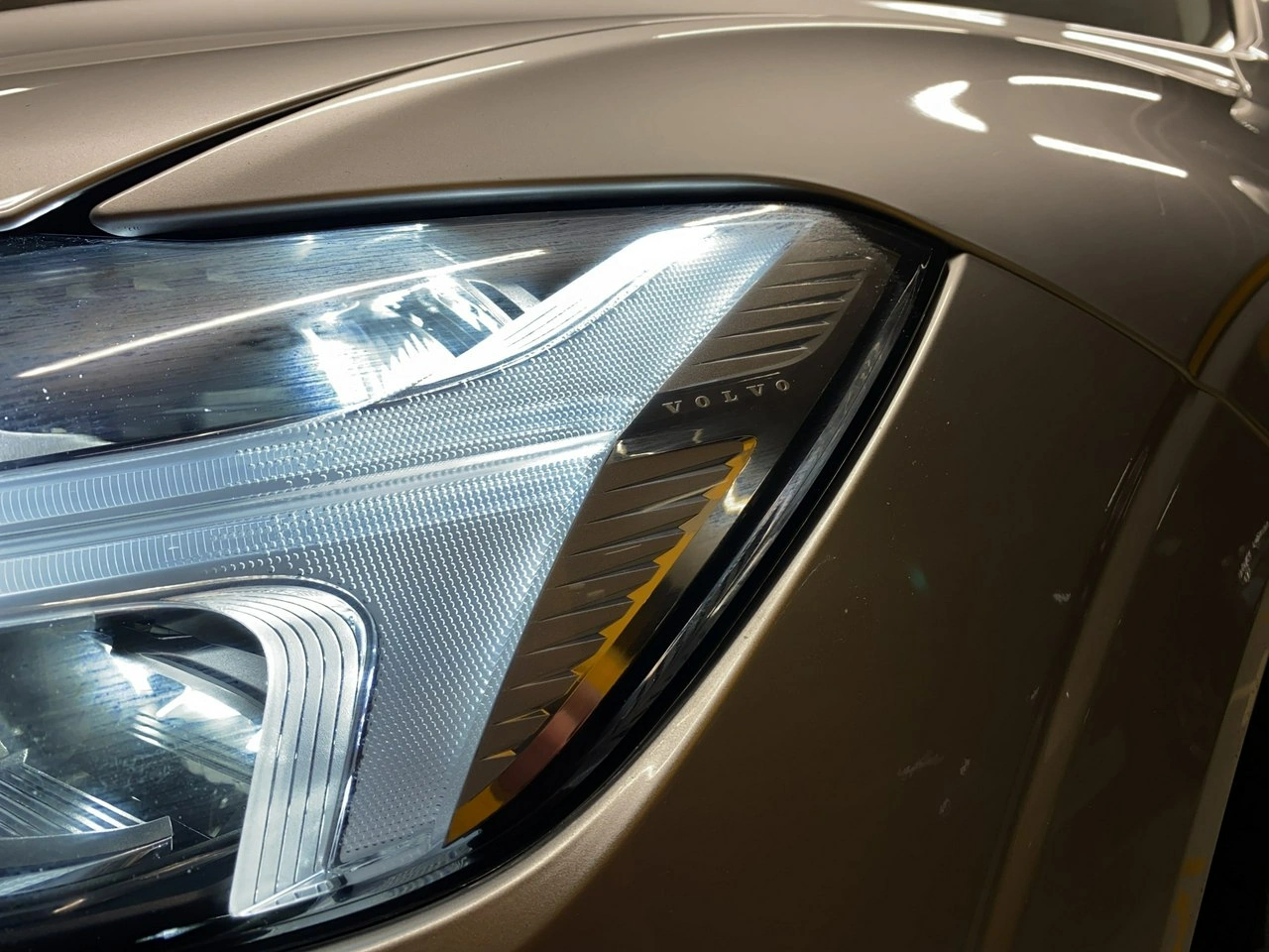 Volvo XC 60 - Zdjęcie 34