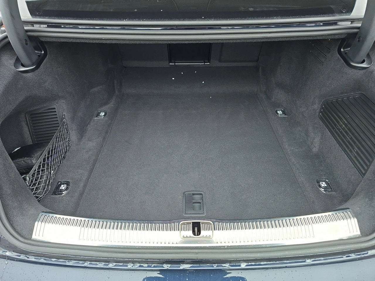 Audi A8 - Zdjęcie 14