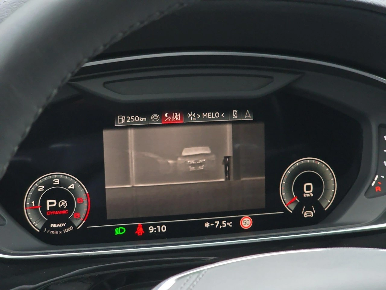 Audi A8 - Zdjęcie 22