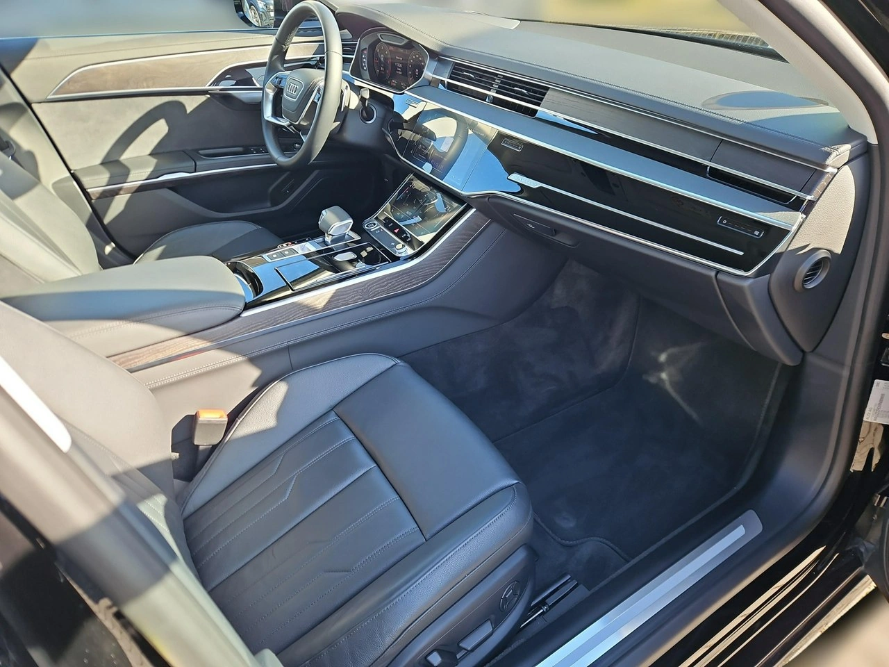 Audi A8 - Zdjęcie 18