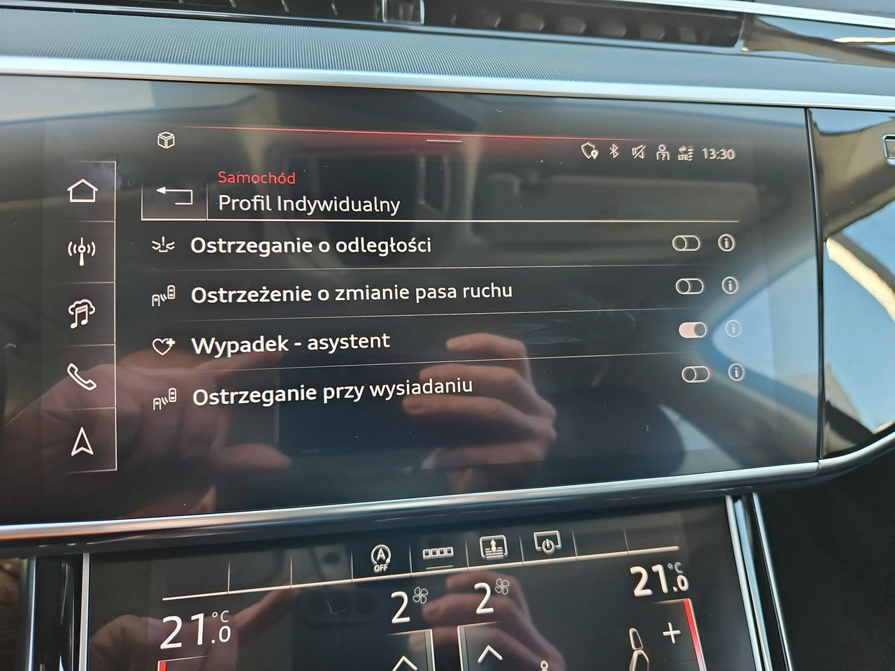 Audi A8 - Zdjęcie 23