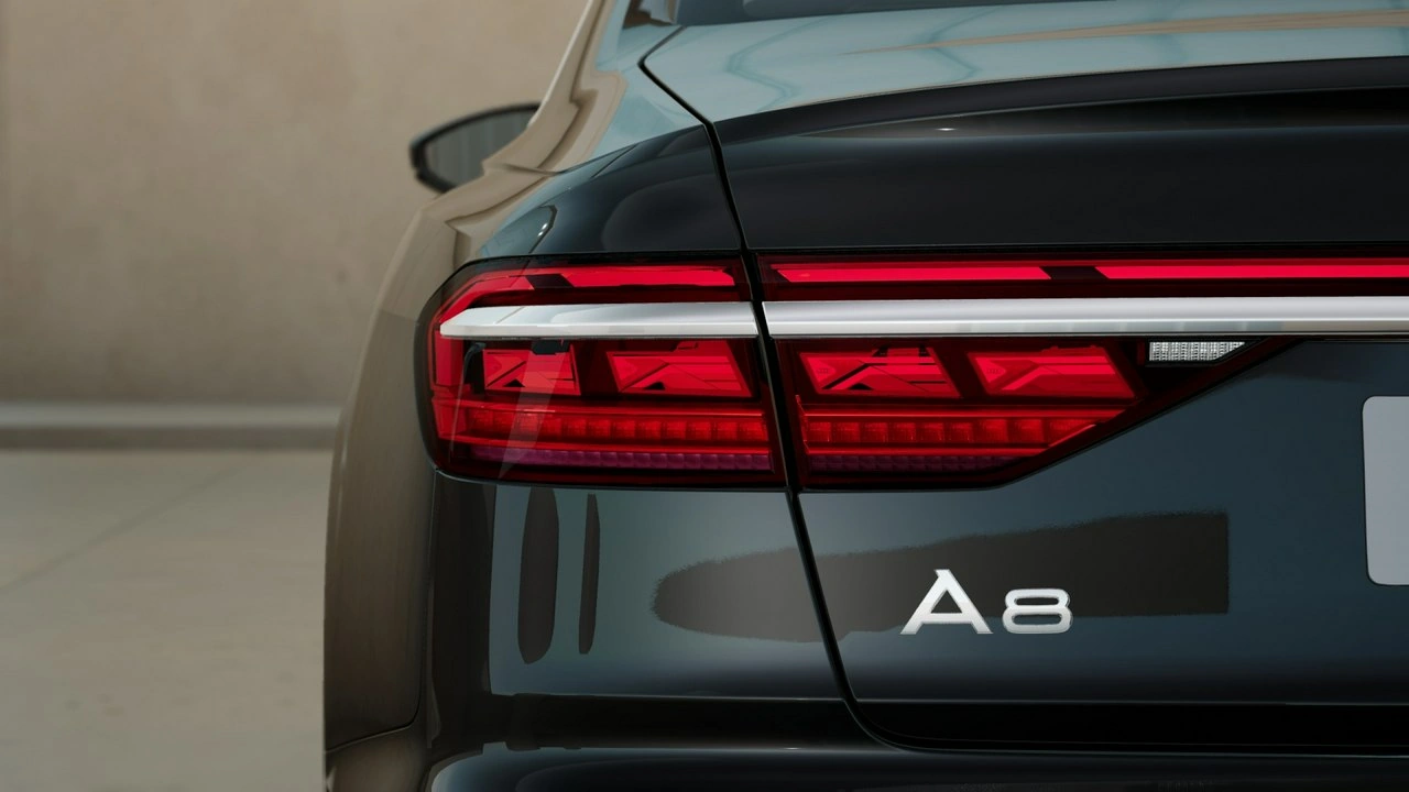 Audi A8 - Zdjęcie 4