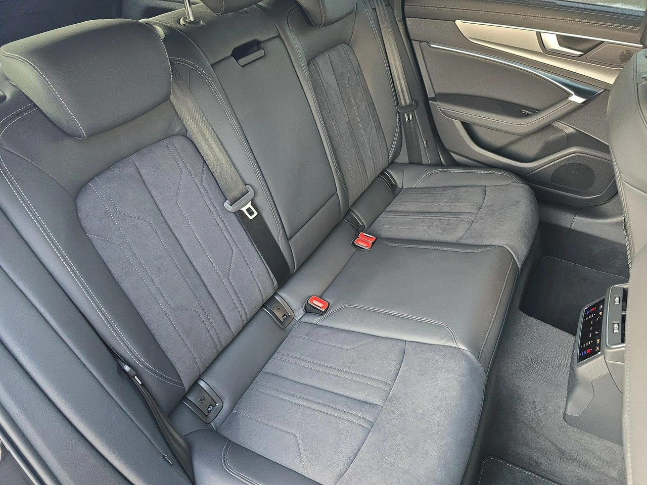 Audi A6 Allroad - Zdjęcie 10