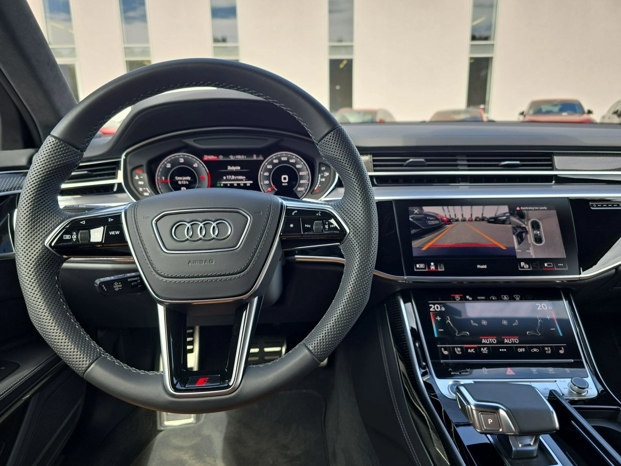 Audi A8 - Zdjęcie 9