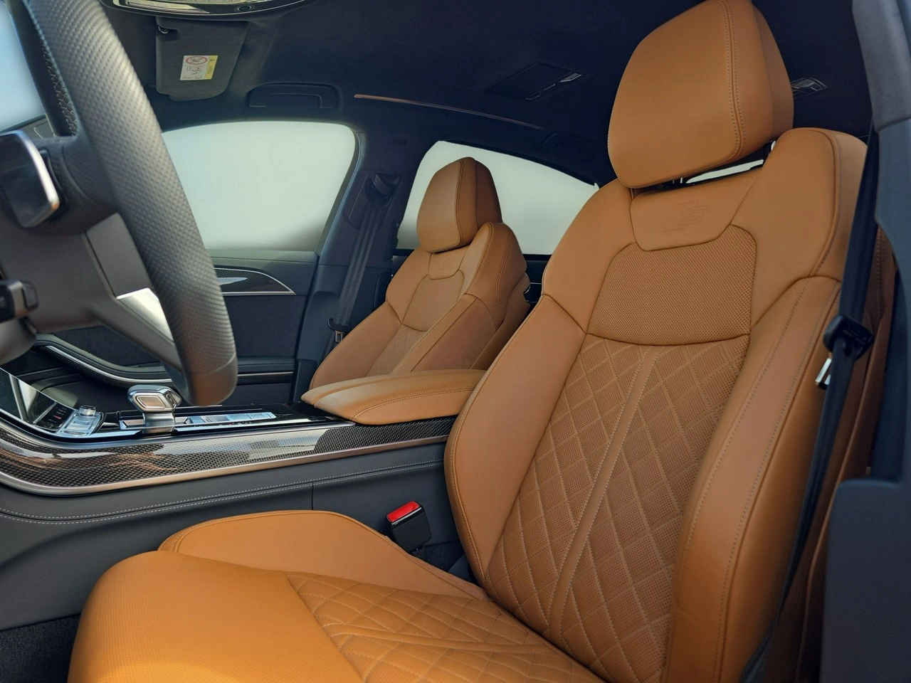 Audi A8 - Zdjęcie 19