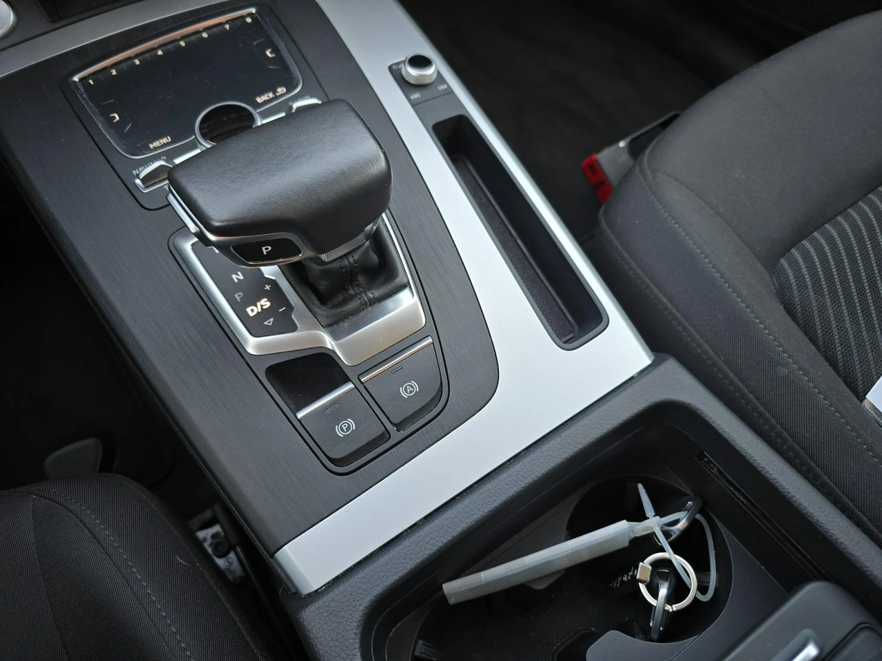 Audi Q5 - Zdjęcie 13