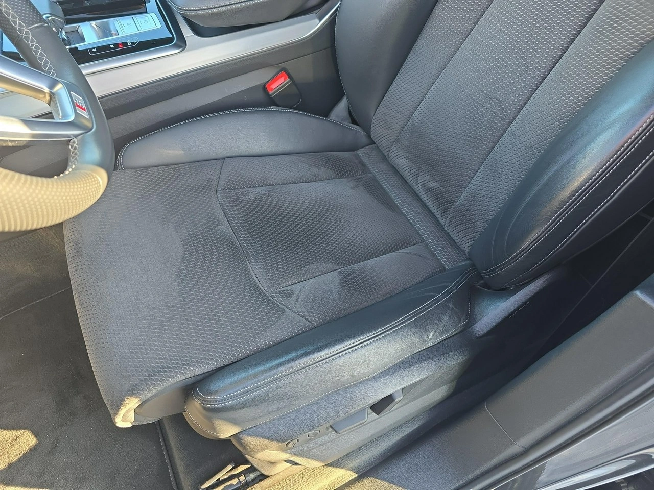 Audi Q7 - Zdjęcie 11