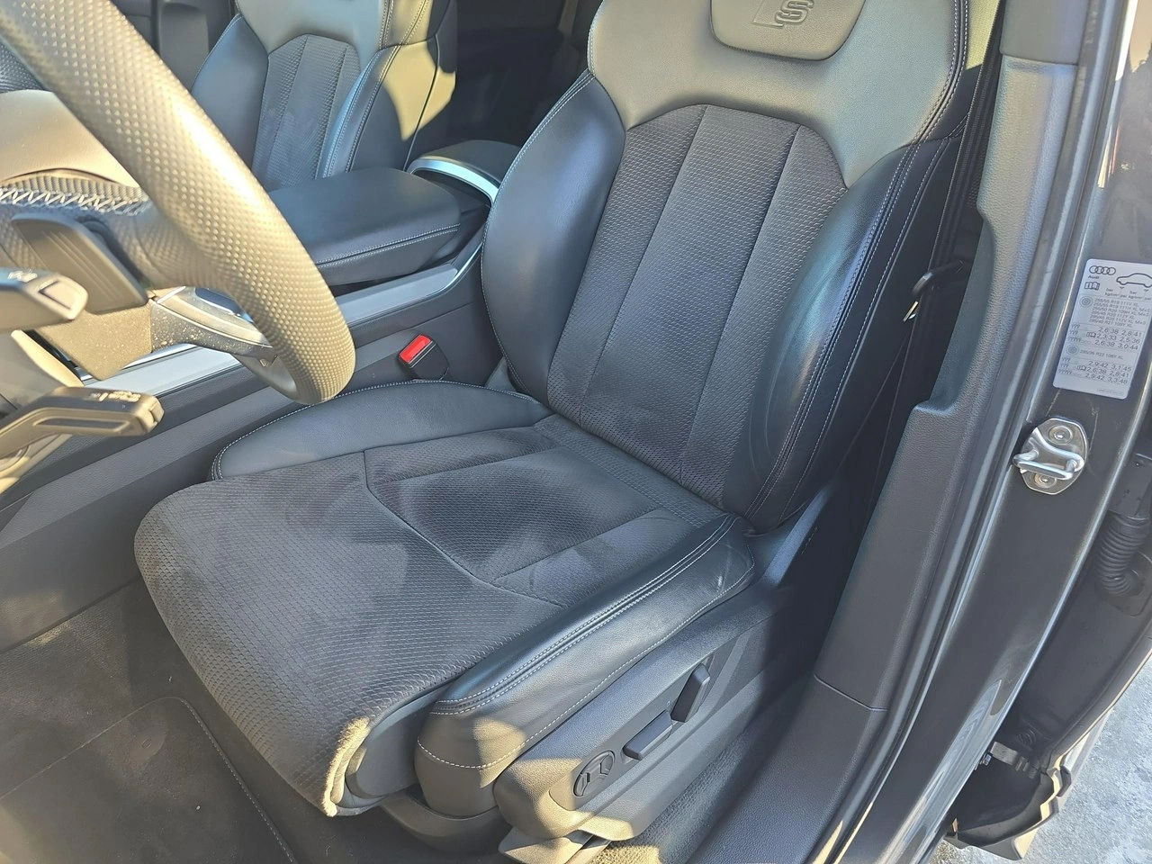 Audi Q7 - Zdjęcie 17