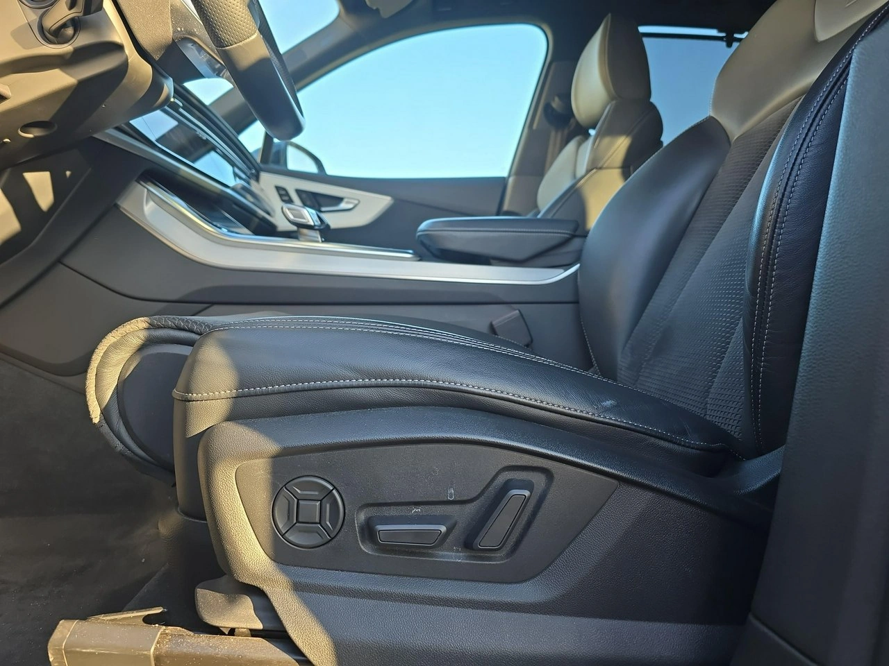 Audi Q7 - Zdjęcie 18