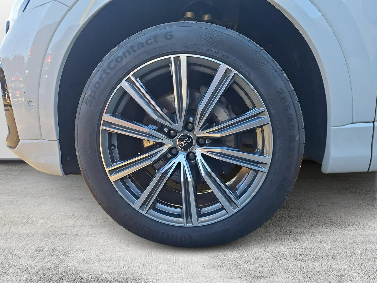 Audi Q8 - Zdjęcie 15