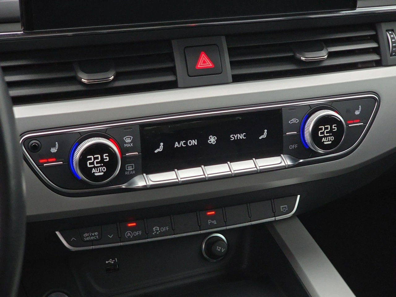 Audi A4 - Zdjęcie 21