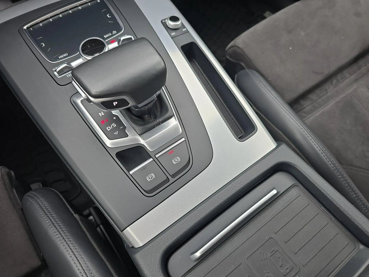 Audi Q5 - Zdjęcie 13