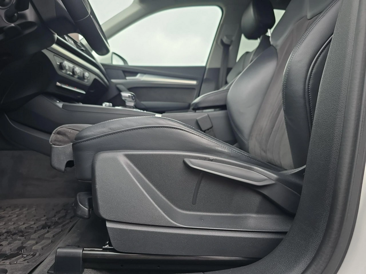 Audi Q5 - Zdjęcie 17