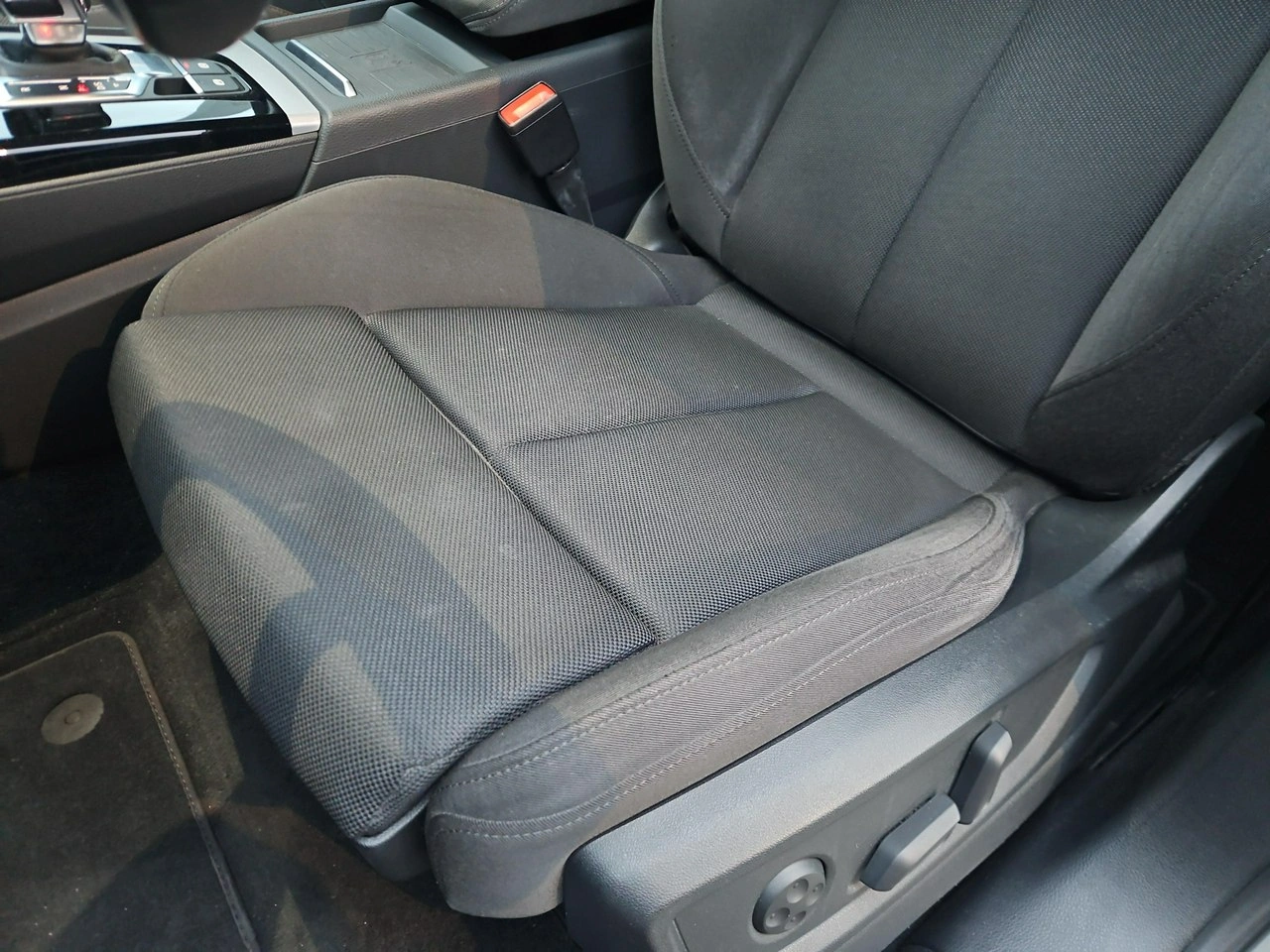 Audi Q5 - Zdjęcie 11