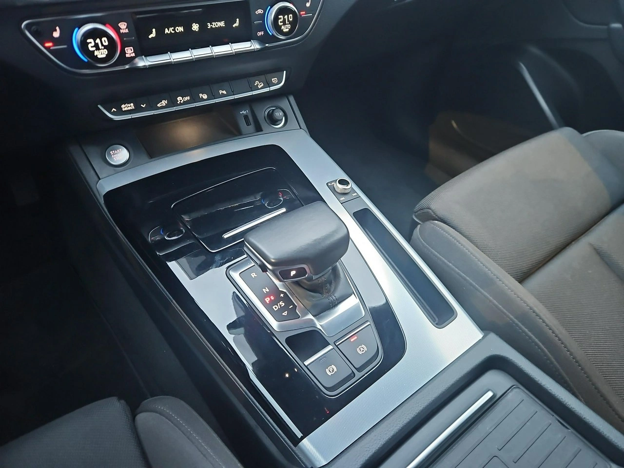Audi Q5 - Zdjęcie 13