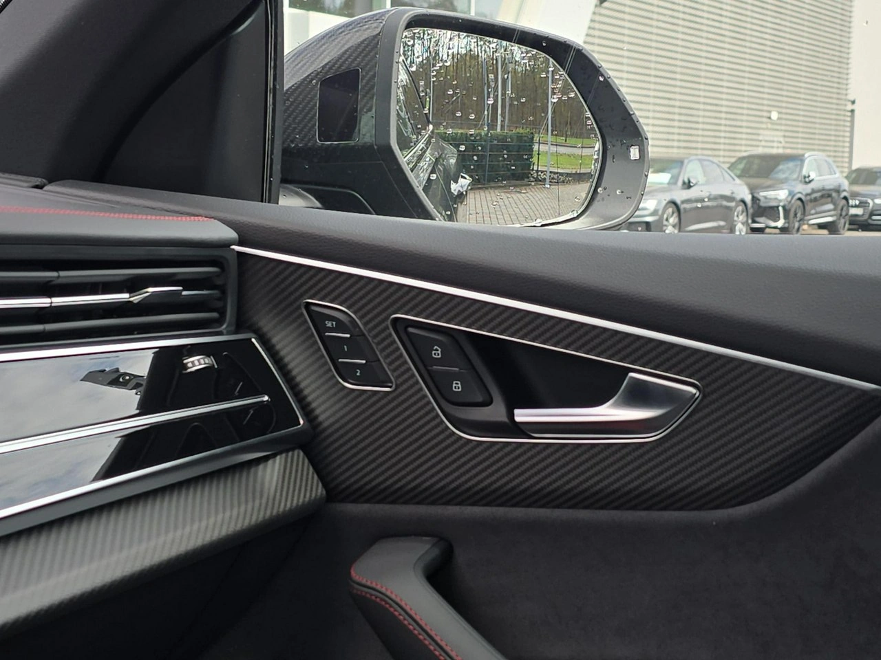 Audi SQ8 - Zdjęcie 22