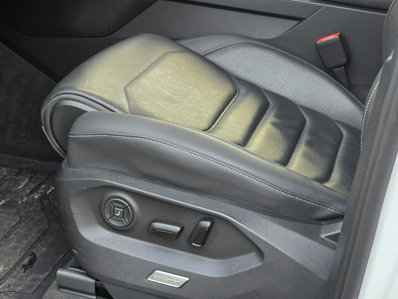 Volkswagen Touareg - Zdjęcie 9