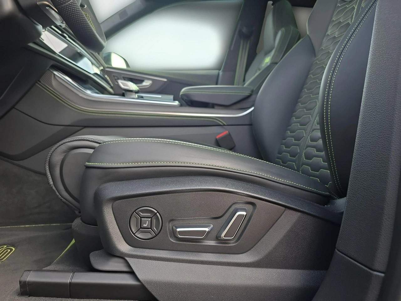 Audi RS Q8 - Zdjęcie 15