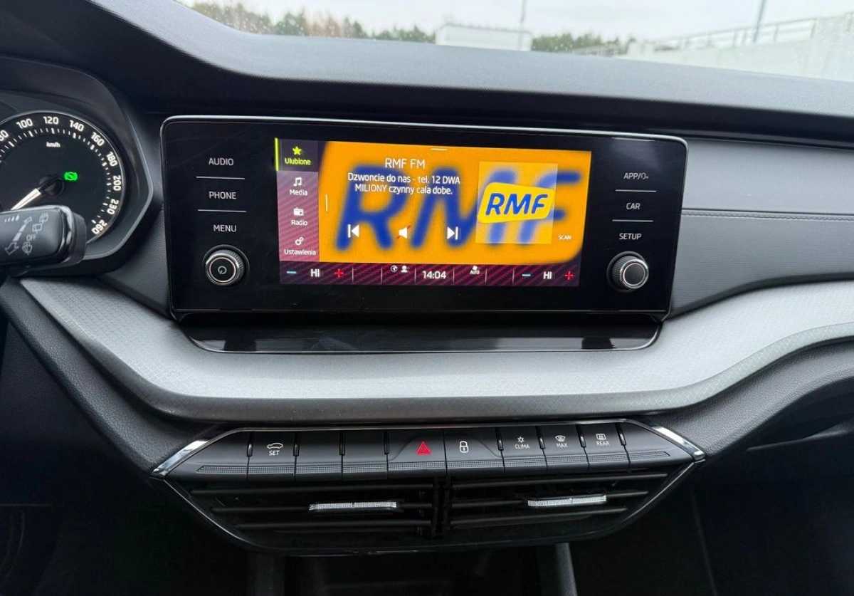 Skoda Octavia - Zdjęcie 16