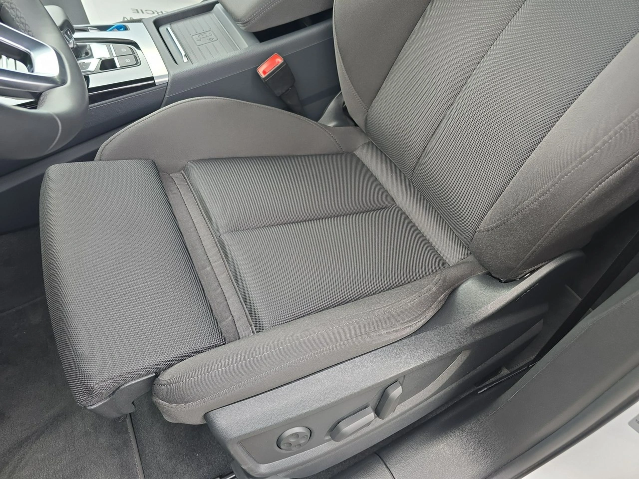 Audi Q5 - Zdjęcie 11