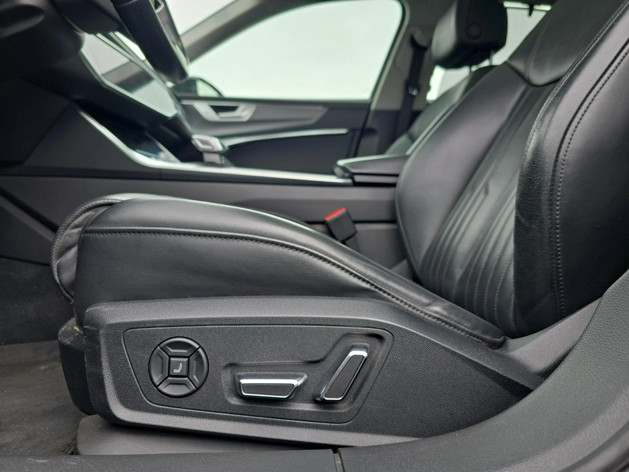 Audi A6 Allroad - Zdjęcie 17