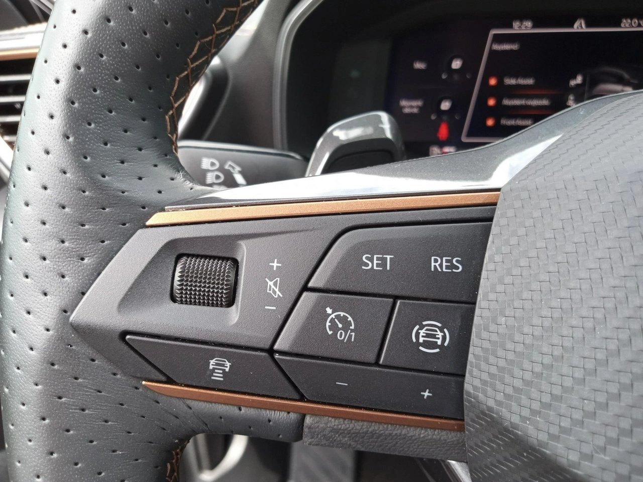 Cupra Formentor - Zdjęcie 14