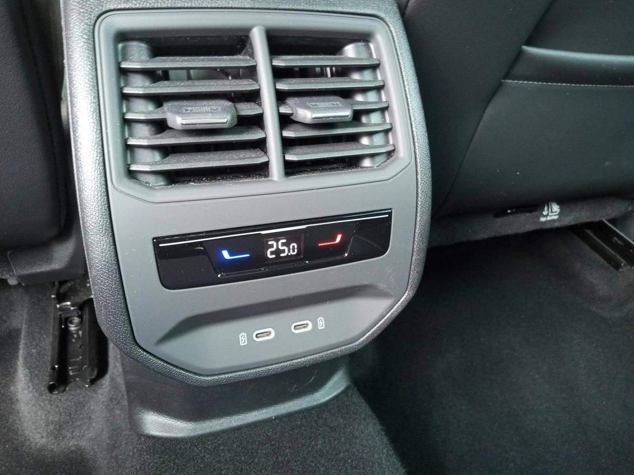 Cupra Formentor - Zdjęcie 25