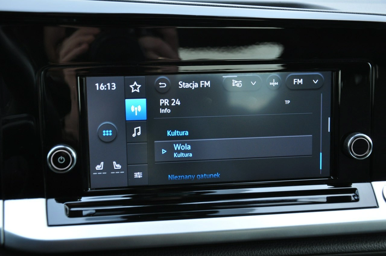 Ford Tourneo Connect - Zdjęcie 16