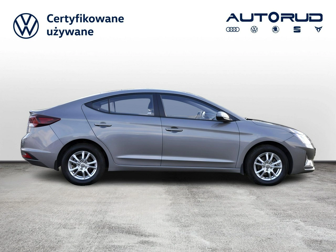 Hyundai Elantra - Zdjęcie 5