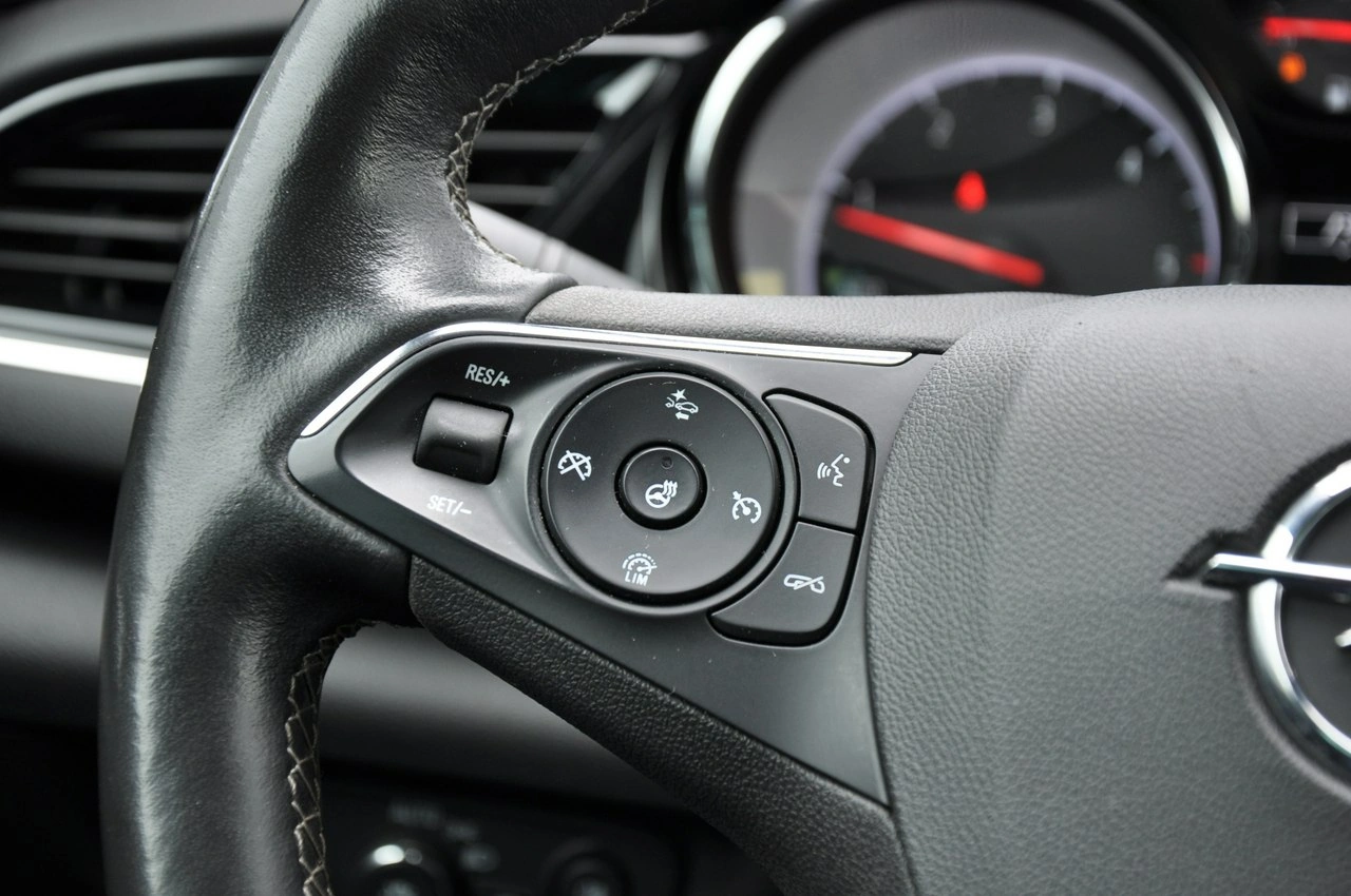 Opel Insignia - Zdjęcie 14