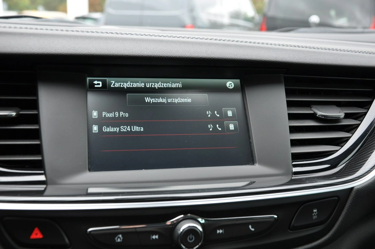 Opel Insignia - Zdjęcie 19