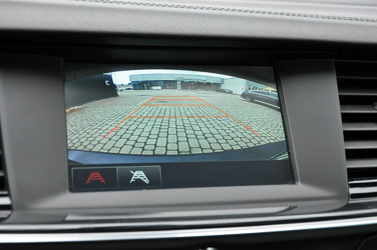 Opel Insignia - Zdjęcie 21