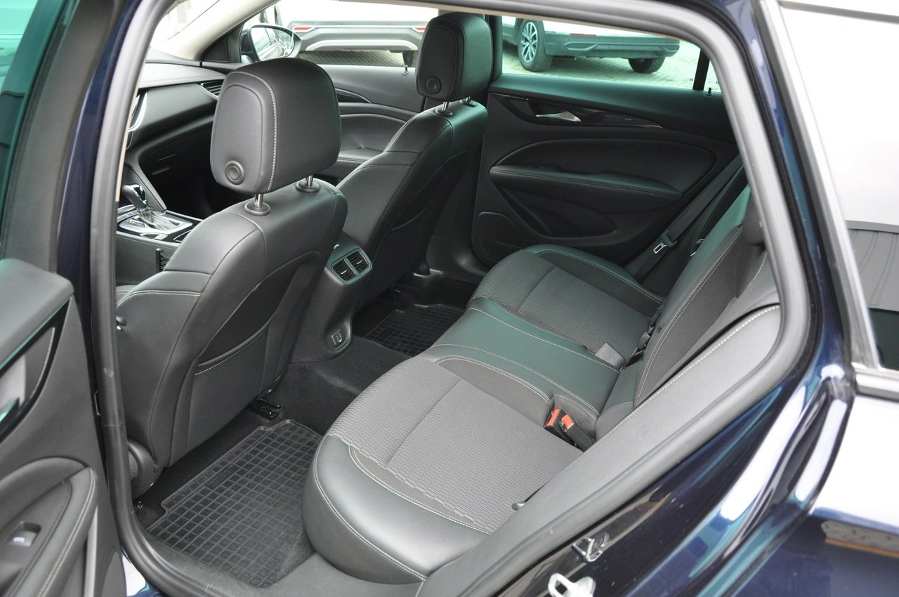 Opel Insignia - Zdjęcie 23