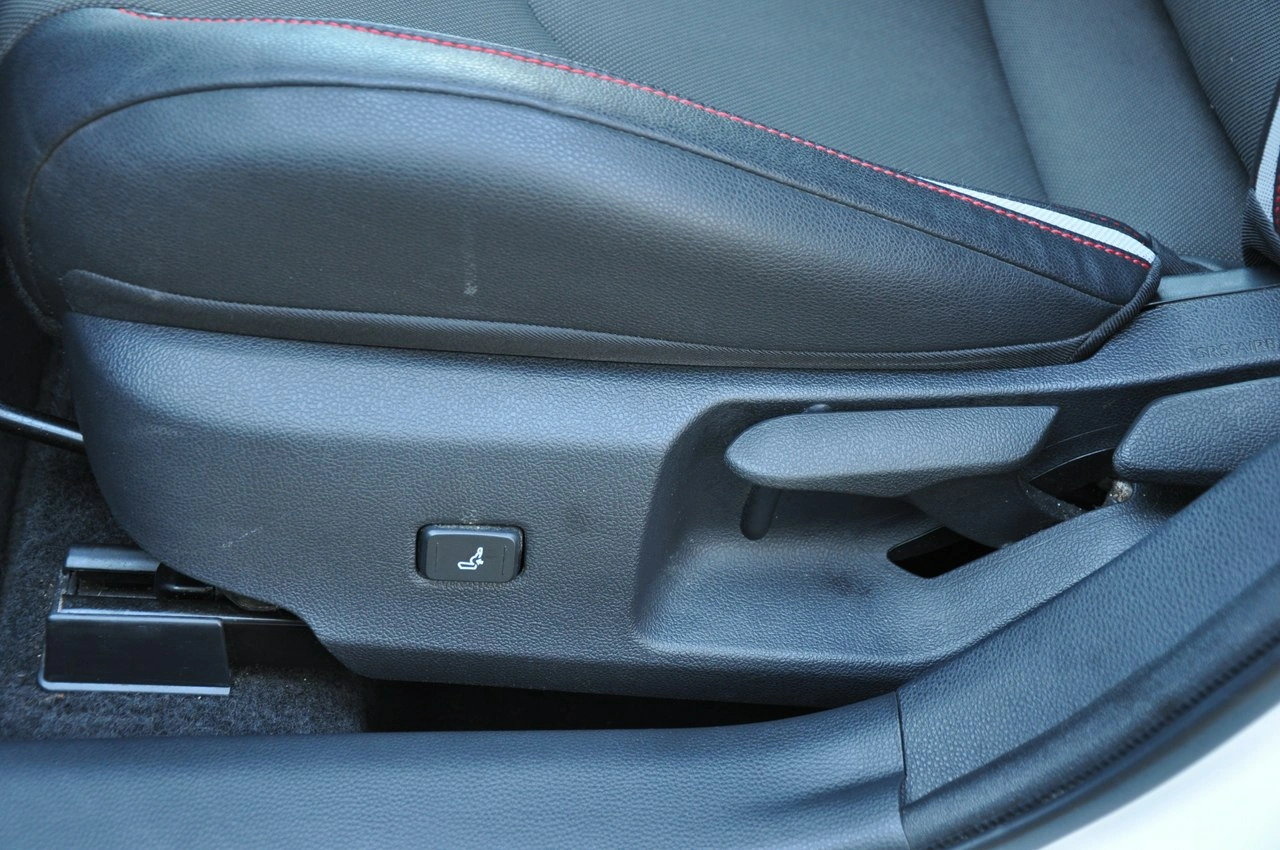 Toyota Corolla - Zdjęcie 11