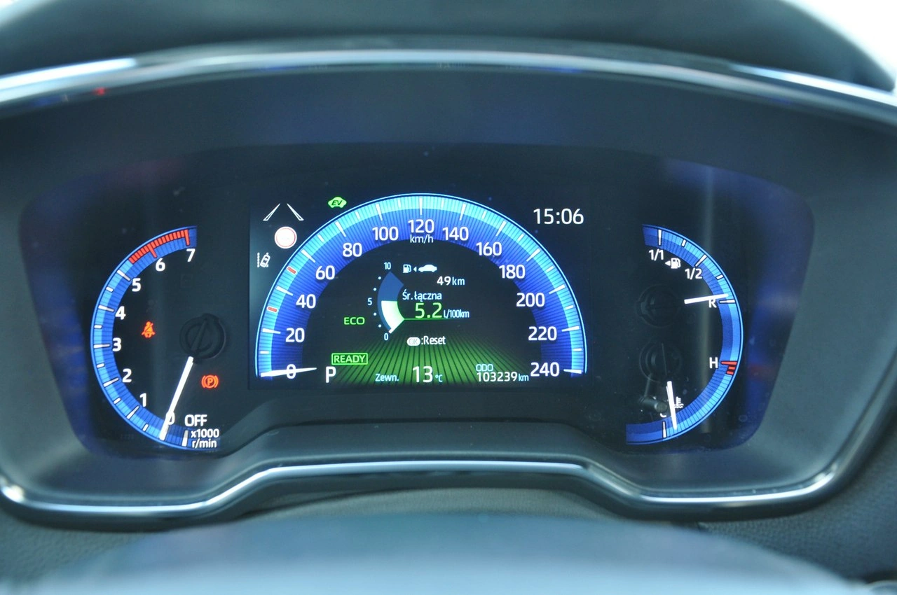 Toyota Corolla - Zdjęcie 13